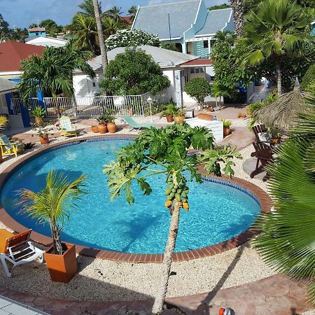 Hacienda Wayaca Apartments Oranjestad Exterior photo